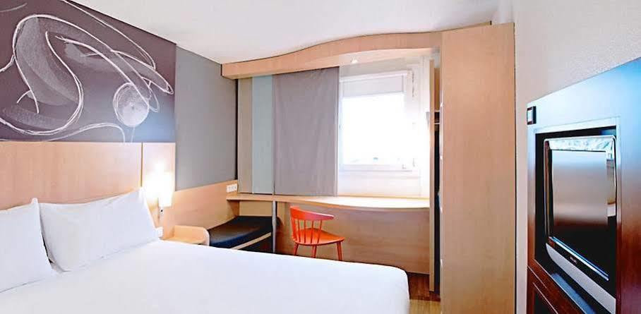 Ibis Daumesnil Porte Doree Paris Exterior photo